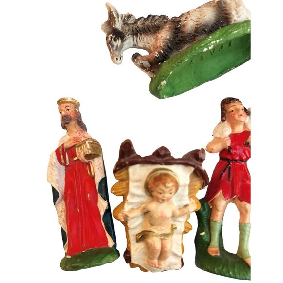 Italian Nativity Figurines Set Of 9 Intricate Details & Vibrant Colors - Picture 15 of 16
